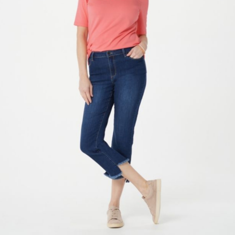 Capri, size 22W